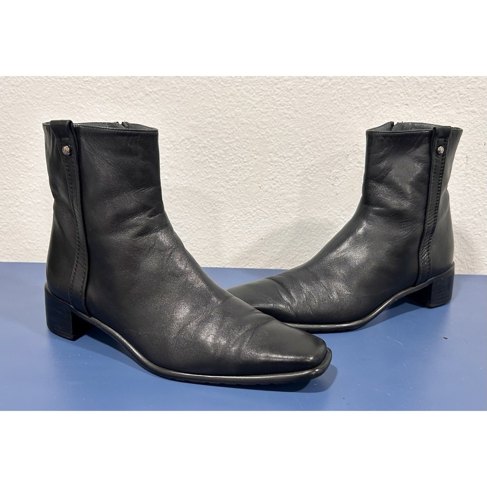 Stuart Weitzman Black Calf Leather Ankle Boots Minimalist Square Toe 9..5 M